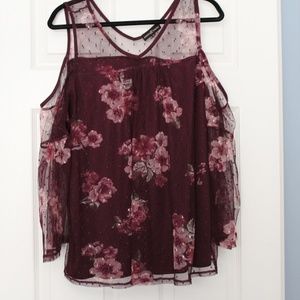 Burgandy Lace Cold Shoulder Top SZ 3X